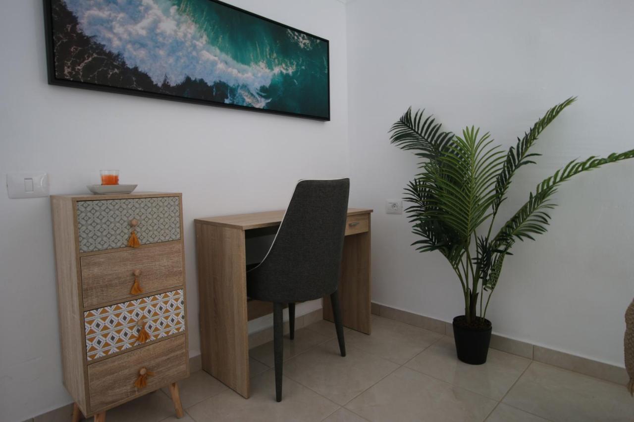 Apartament Casita Maria - Luxurious 1-bedroom With Sea Views And Pool San Miguel de Abona